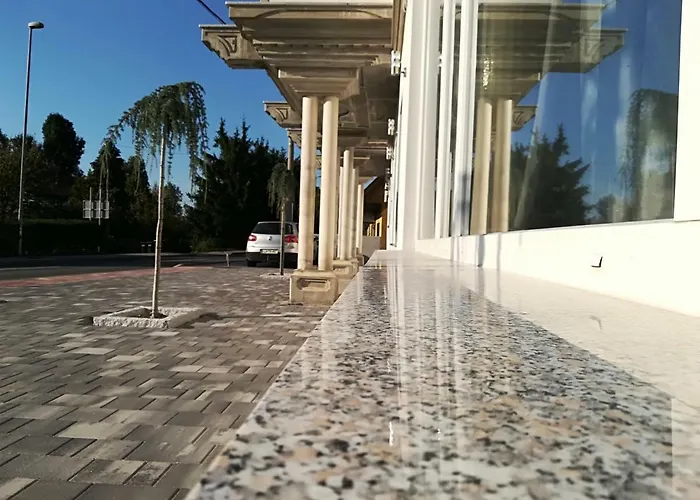 Vila Lemic Postojna